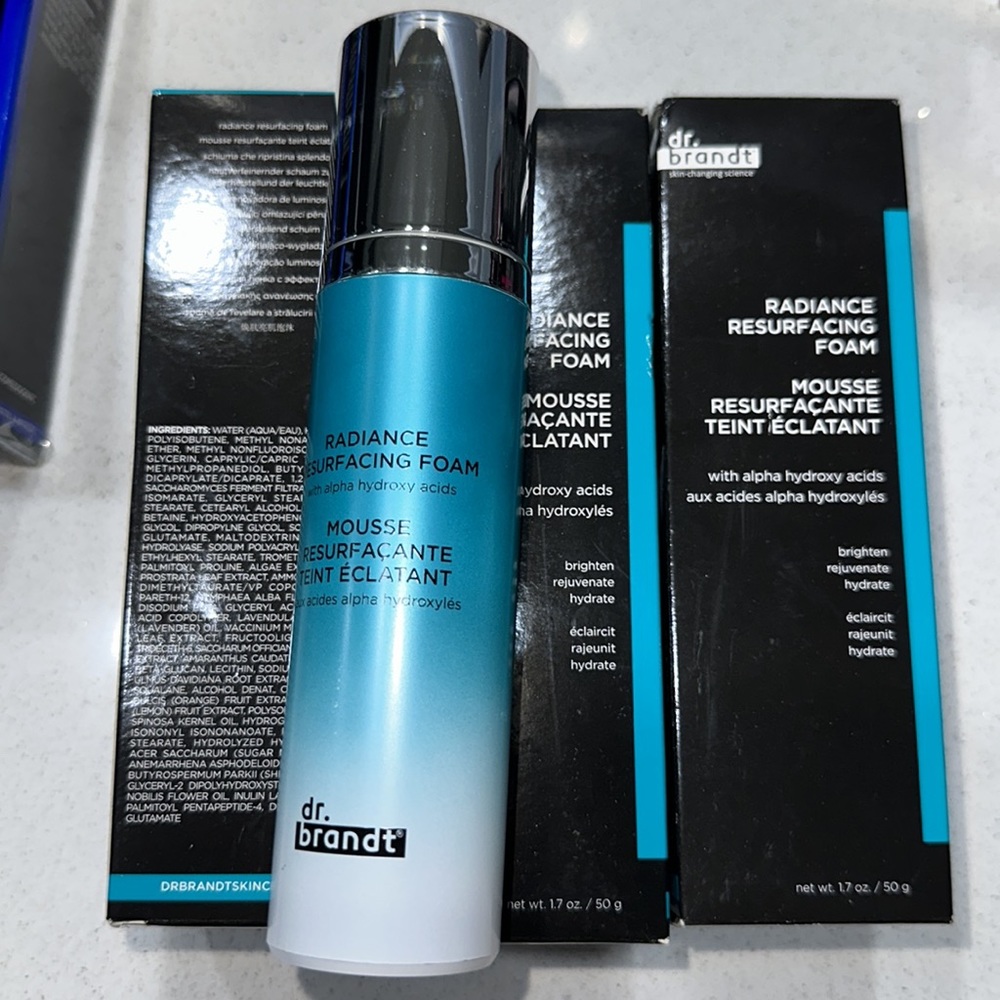 Dr. Brandt Radiance Resurfacing Foam 1.7oz/50g with tool